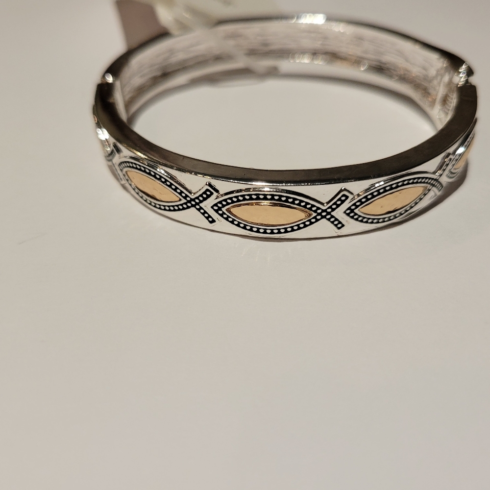 Mixit Heritage Fish Bangle